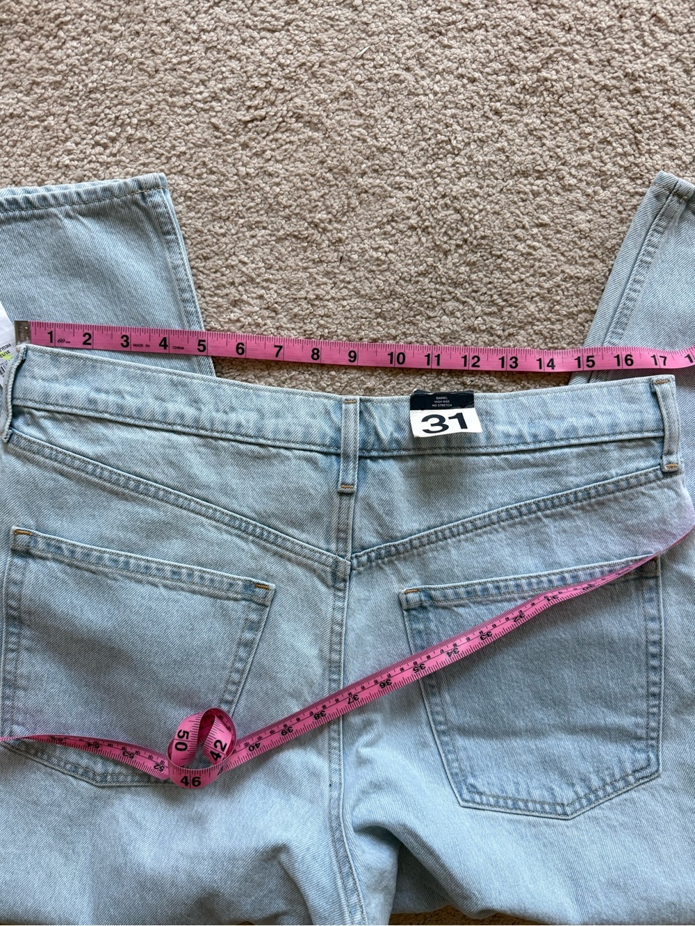 GAP High-Rise Relaxed Barrel Jeans in Light Blue - Picture 7 of 7